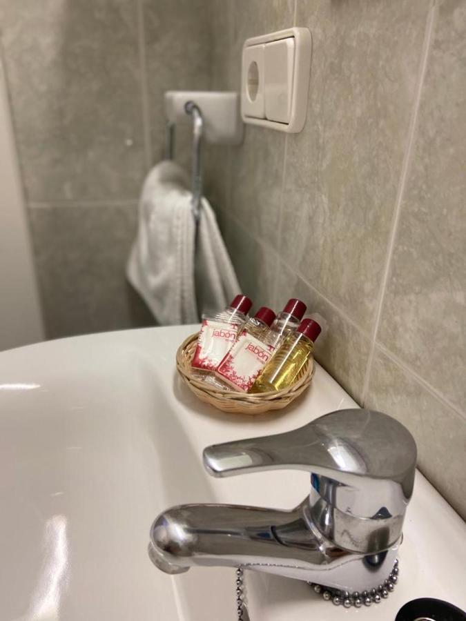 Hostal Pitiusa Ибиса Екстериор снимка