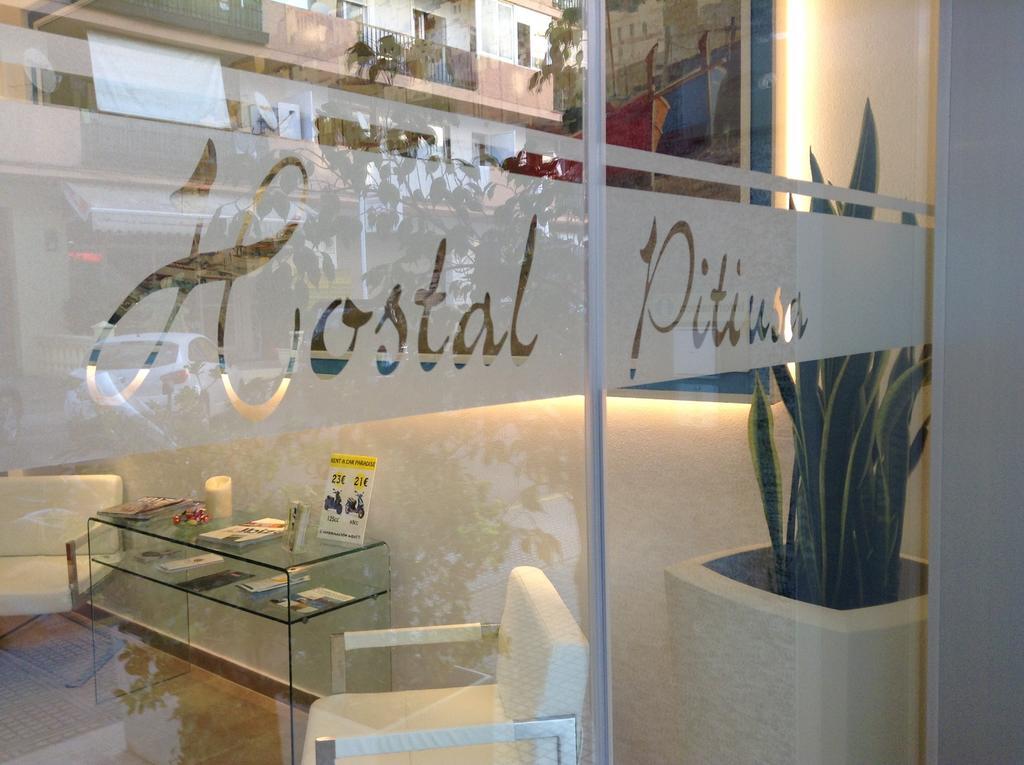 Hostal Pitiusa Ибиса Екстериор снимка